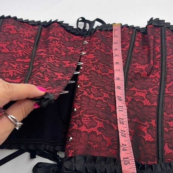 6XL Corset Red / Black Lace *New without tags * - Picture 2 of 6